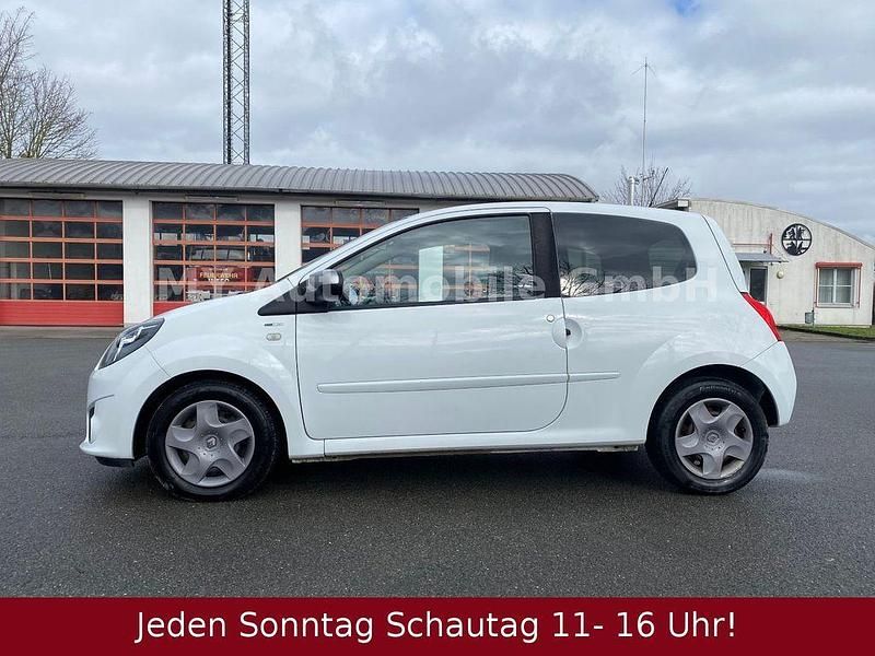 Gebraucht Renault Twingo Night&Day 75 PS (55 kW) 2011 Weiß Kleinwagen