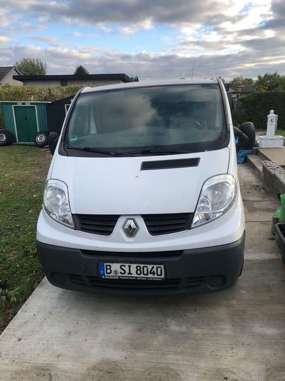 Grau Gebraucht 2010 Renault Trafic Van | 3.190 € (Superpreis) - Bild 1/4