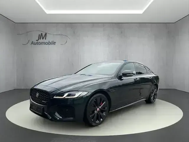 Gebraucht Jaguar XF R-Dynamic 204 PS (150 kW) 2023 Grün Limousine
