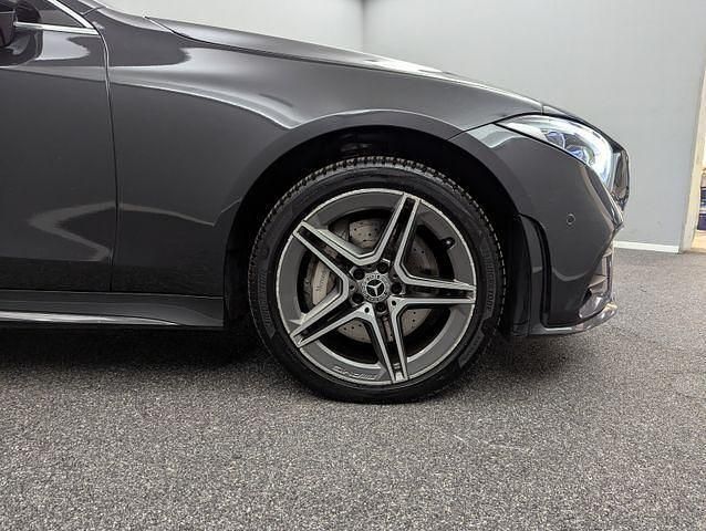 Gebraucht Mercedes CLS400 AMG line 330 PS (242 kW) 2020 Grün Limousine