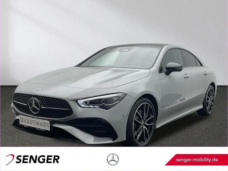 Manufaktur lack manufaktur alp Gebraucht 2025 Mercedes CLA200 AMG Coupé | 38.880 € (Fairer Preis) - Bild 1/1