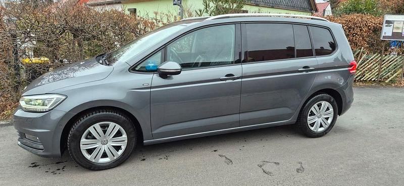 Gebraucht VW Touran Join 116 PS (85 kW) 2018 Grau Van / Kleinbus