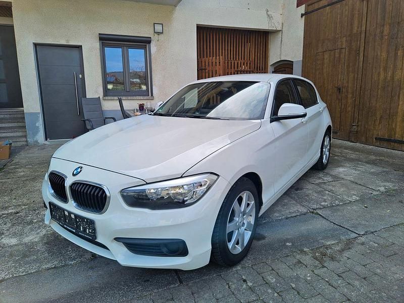 Gebraucht BMW 118 Performance 136 PS (100 kW) 2017 Weiß Kleinwagen