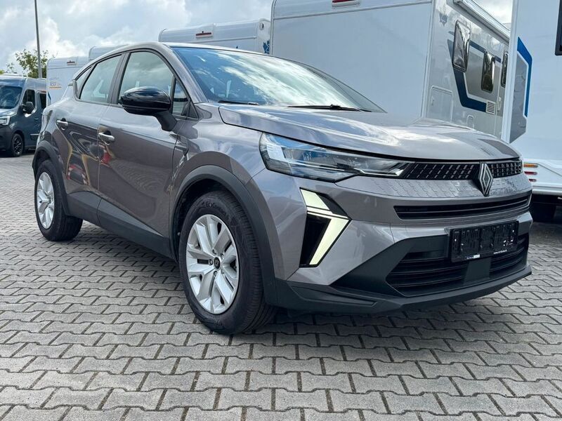 Grau Gebraucht 2024 Renault Captur Evolution SUV | 24.990 € - Bild 1/4
