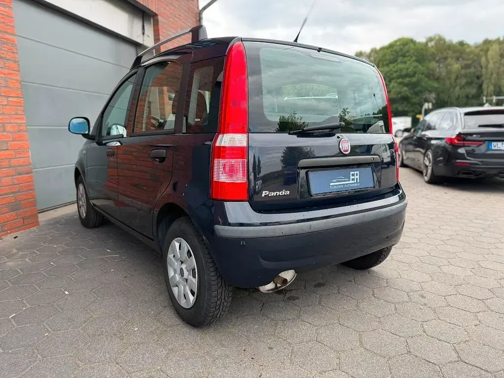 Gebraucht Fiat Panda Dynamic 69 PS (50 kW) 2012 Blau Kleinwagen