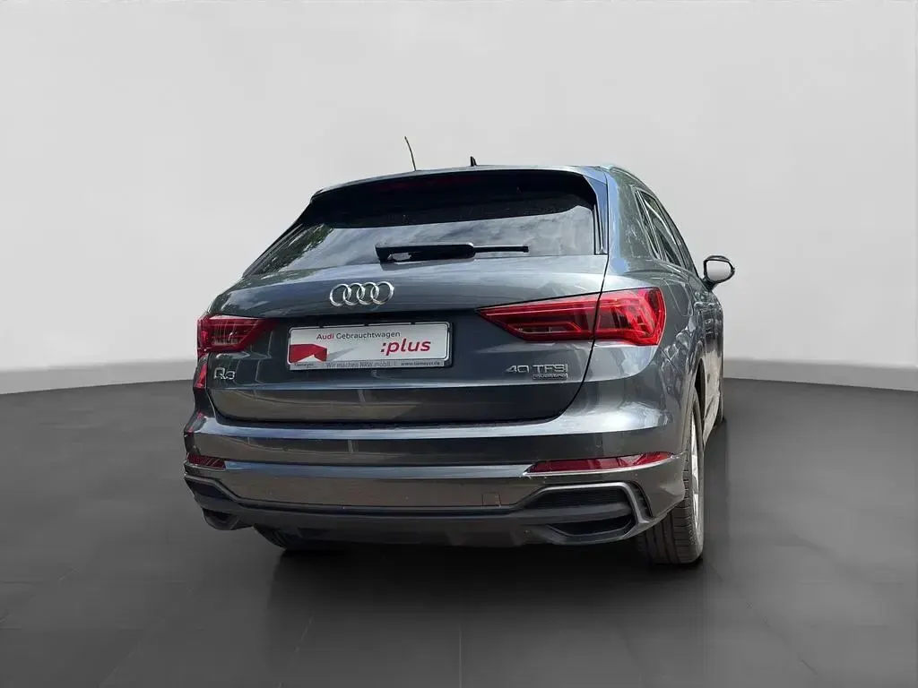 Gebraucht Audi Q3 S-Line 190 PS (139 kW) 2023 Grau SUV