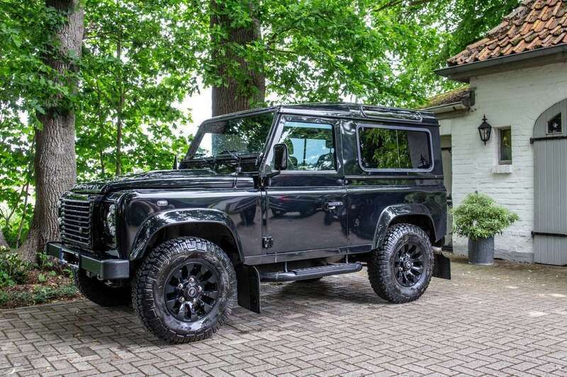 Schwarz Gebraucht 2008 Land Rover Defender S SUV | 36.500 € (Fairer Preis) - Bild 1/4