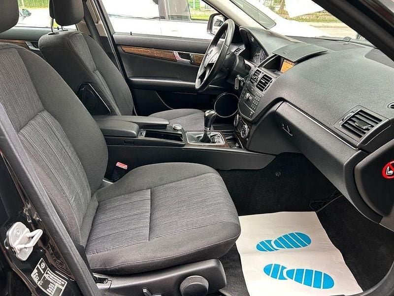 Schwarz Gebraucht 2008 Mercedes C200 Elegance Limousine | 5.990 € (Guter Preis) - Bild 1/4