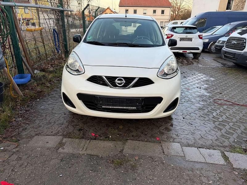 Gebraucht Nissan Micra Visia 80 PS (58 kW) 2015 White pearl (m) Kleinwagen
