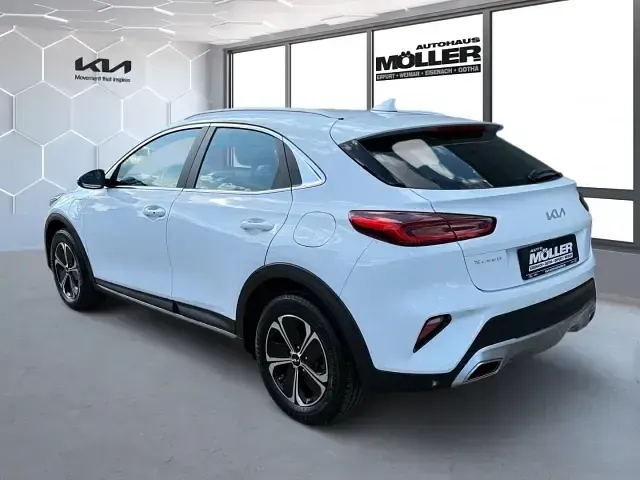 Gebraucht Kia XCeed Vision 141 PS (103 kW) 2022 Weiss SUV