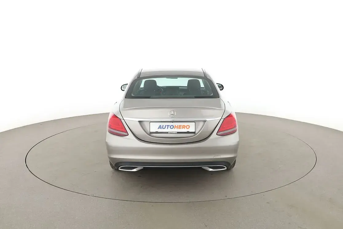 Gebraucht Mercedes C180 Avantgarde 156 PS (114 kW) 2018 Grau Limousine