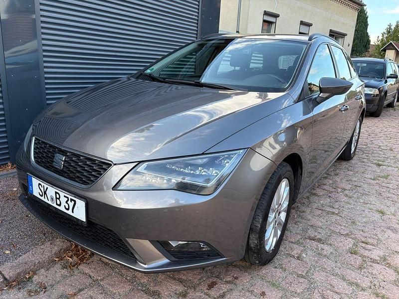 Grau Gebraucht 2014 Seat Leon ST Style Kombi | 7.750 € (Fairer Preis) - Bild 1/4