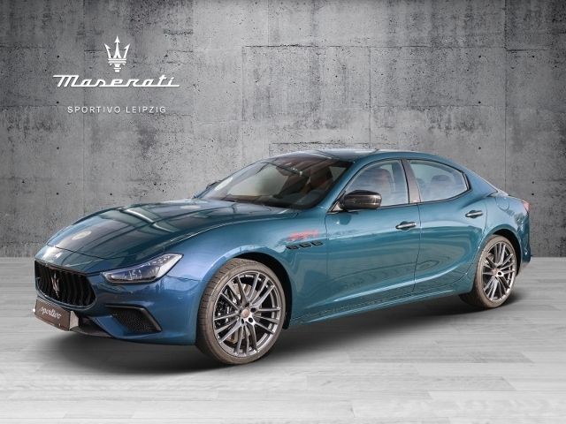 Blau Gebraucht 2024 Maserati Ghibli Coupé | 194.334 € - Bild 1/4