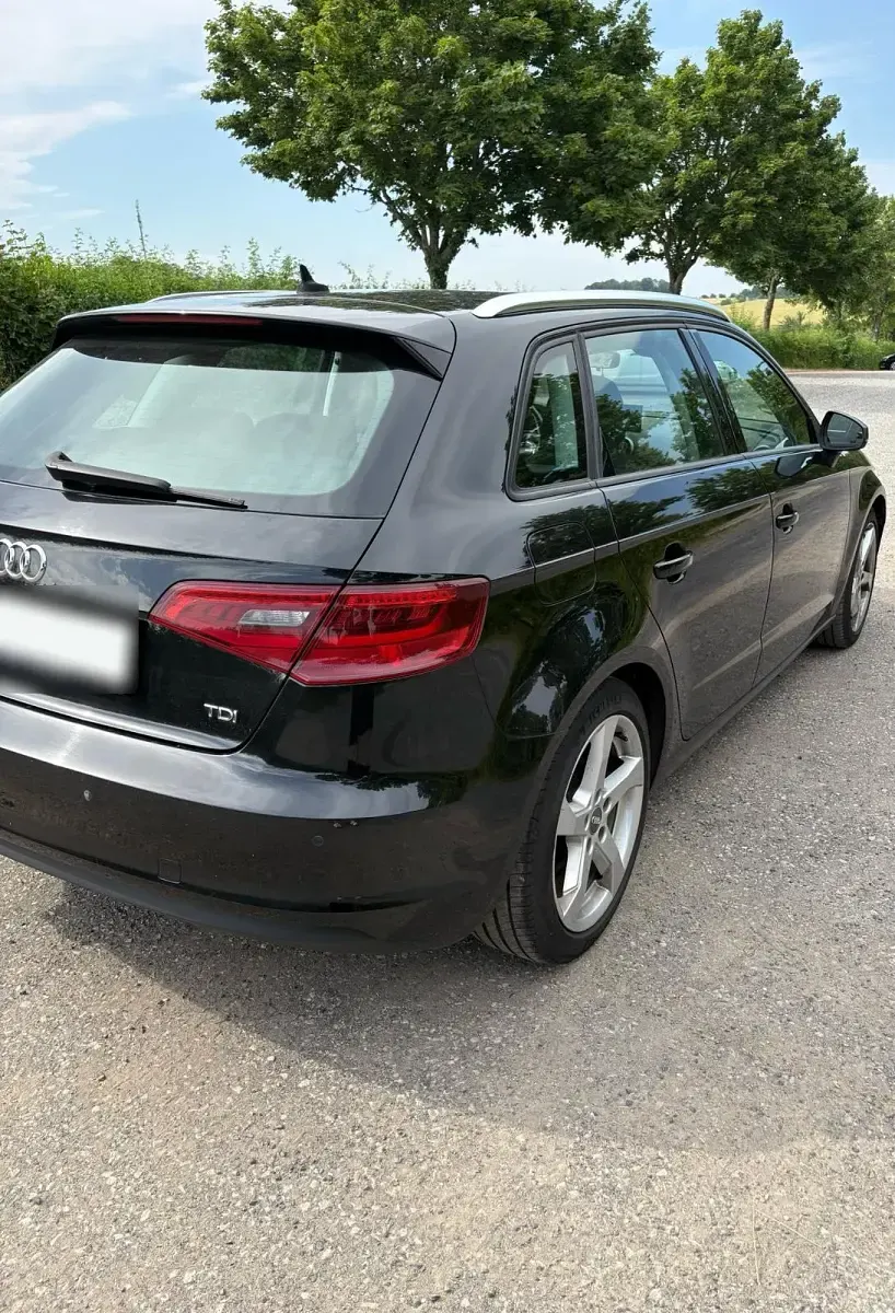 Gebraucht Audi A3 150 PS (110 kW) 2015 Schwarz Limousine