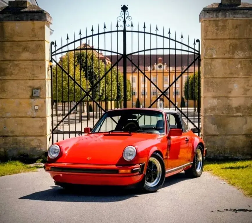 Occasion Porsche 911 250 ch (183 kW) 1985 Rouge