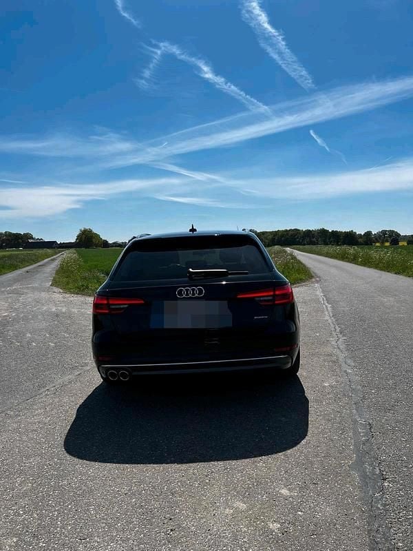 Gebraucht Audi A4 Design 272 PS (200 kW) 2016 Schwarz Kombi