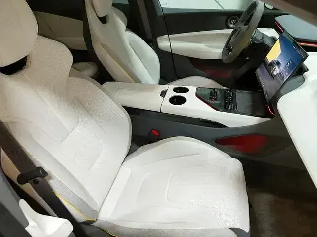 Gebraucht Lotus Emeya 675 kW (918 PS) 2024 Schwarz Kleinwagen