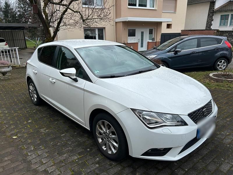 Gebraucht Seat Leon 110 PS (80 kW) 2016 Weiß Limousine