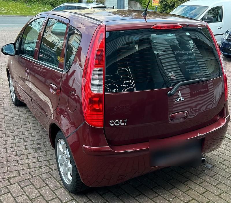 Gebraucht Mitsubishi Colt 95 PS (69 kW) 2005 Rot Kleinwagen