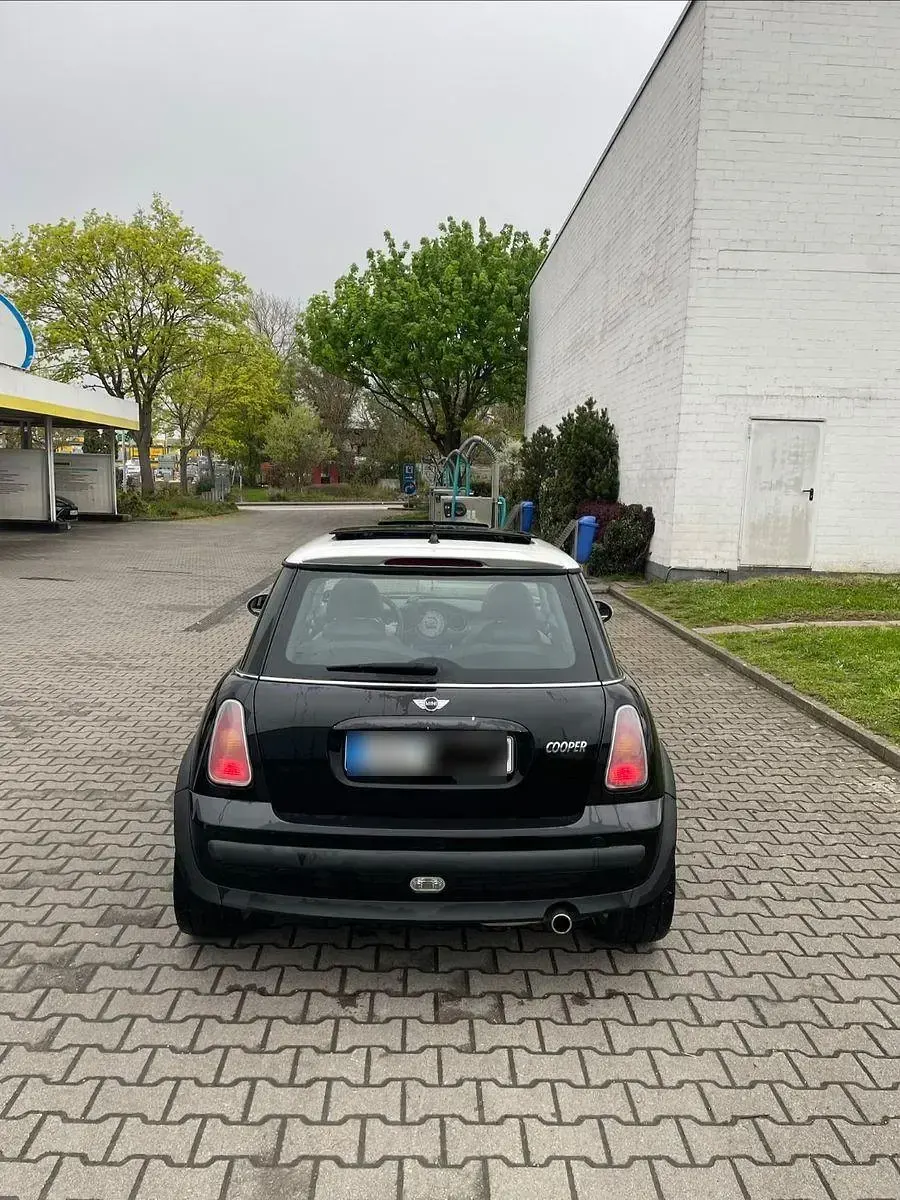 Gebraucht Mini Cooper 116 PS (85 kW) 2004 Schwarz Kleinwagen