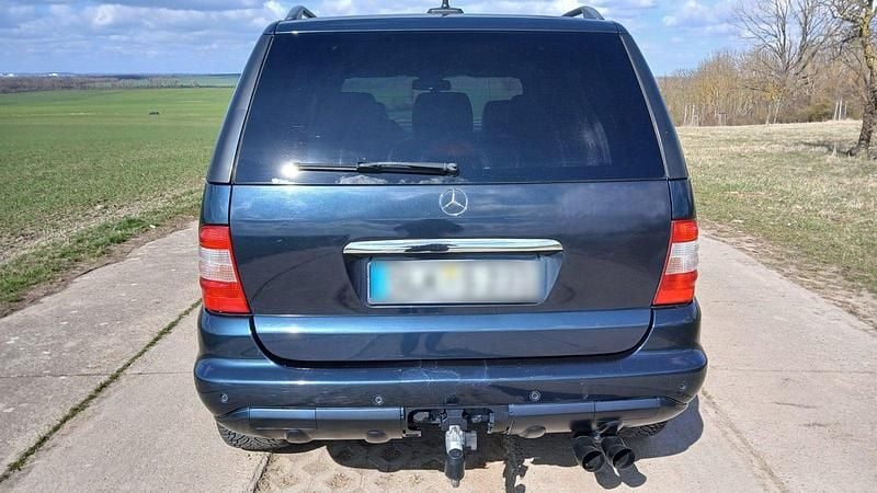 Gebraucht Mercedes ML500 292 PS (214 kW) 2002 Schwarz SUV