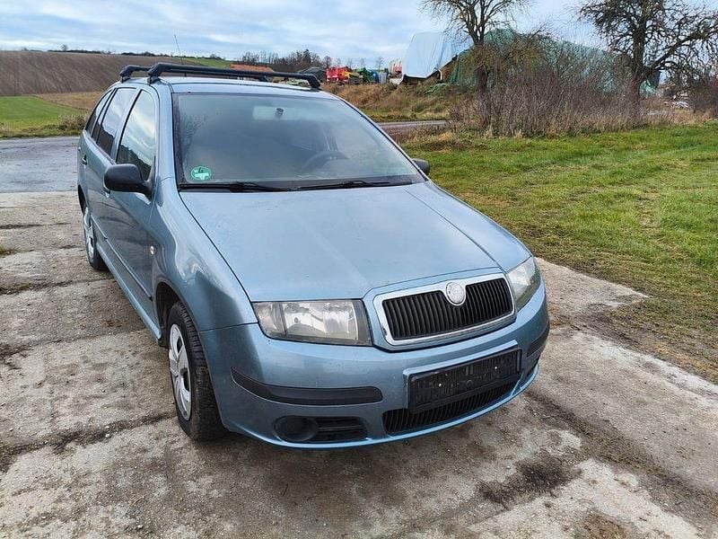 Blau Gebraucht 2007 Skoda Fabia Classic Kombi | 1.800 € (Fairer Preis) - Bild 1/4
