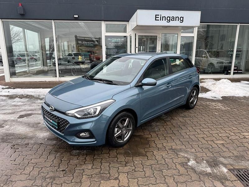 Gebraucht Hyundai i20 Select 84 PS (61 kW) 2019 Kleinwagen