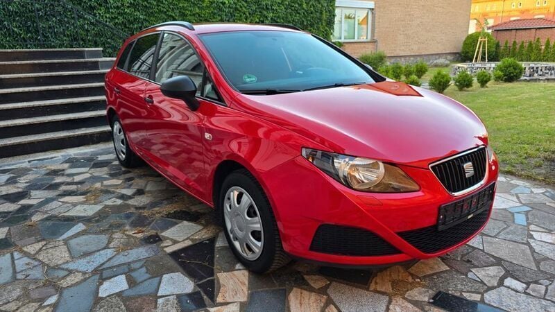 Rot Gebraucht 2012 Seat Ibiza Limousine | 2.900 € (Superpreis) - Bild 1/4