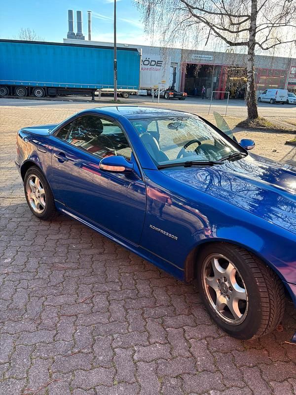 Gebraucht Mercedes SLK200 163 PS (119 kW) 2003 Blau Cabrio