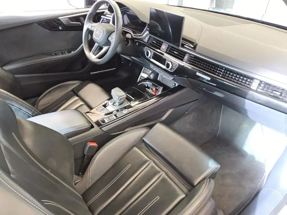 Używany Audi A5 S-Line 265 KM (194 kW) 2023 Coupe