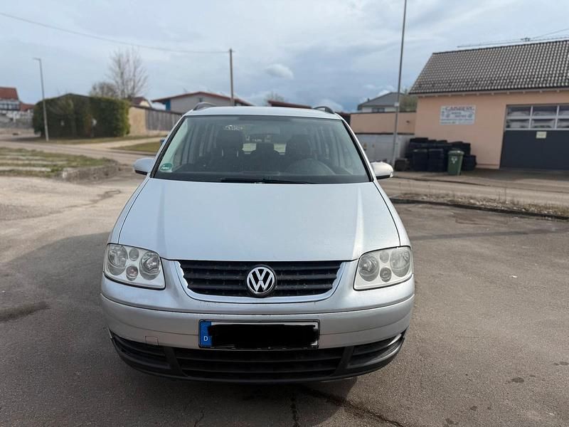 Gebraucht VW Touran 115 PS (84 kW) 2004 Silber Van / Kleinbus