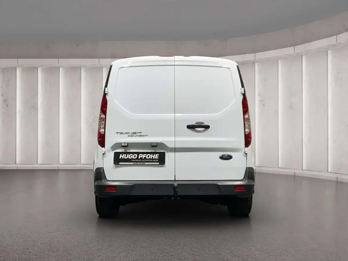Używany Ford Transit Connect Trend 101 KM (74 kW) 2020 Biały Minivan