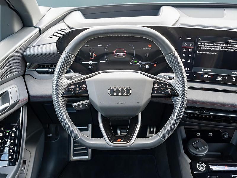 Gebraucht Audi Q6 e-tron 284 kW (387 PS) 2025 Grau SUV