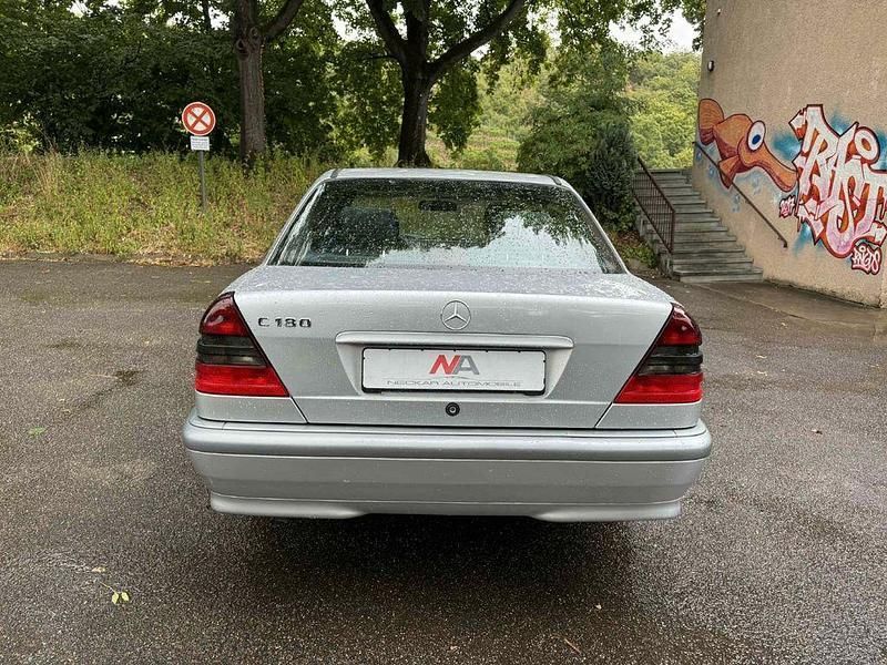Gebraucht Mercedes C180 122 PS (89 kW) 1999 Silber Limousine