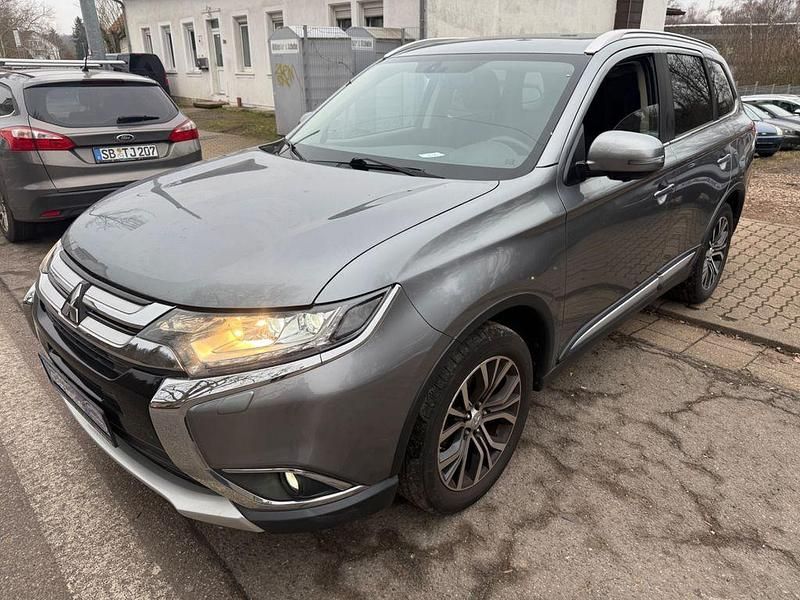 Gebraucht Mitsubishi Outlander Edition+ 150 PS (110 kW) 2018 Grau SUV