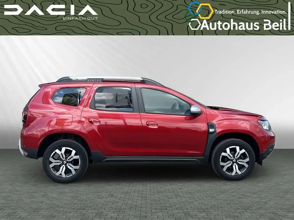 Second-hand Dacia Duster Prestige 101 CP (74 kW) 2022 Roșu SUV