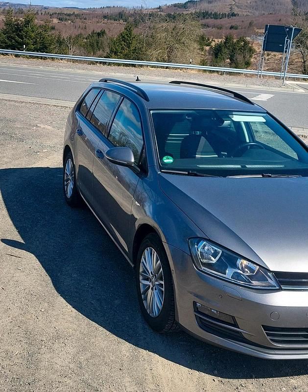 Gebraucht VW Golf VII Edition 110 PS (80 kW) 2014 Grau Kombi