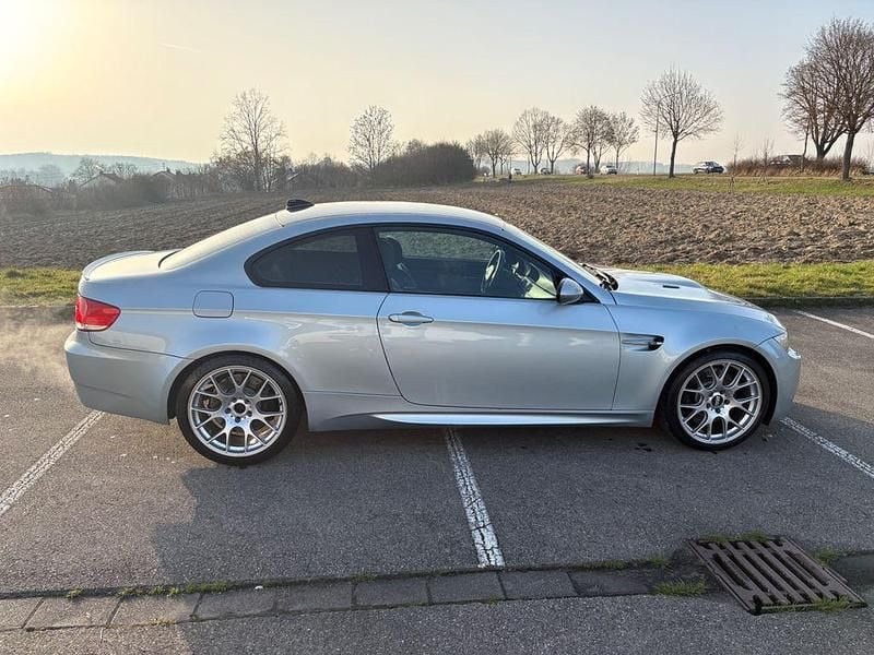Second-hand BMW M3 Basis 420 CP (308 kW) 2007 Argintiu Coupe