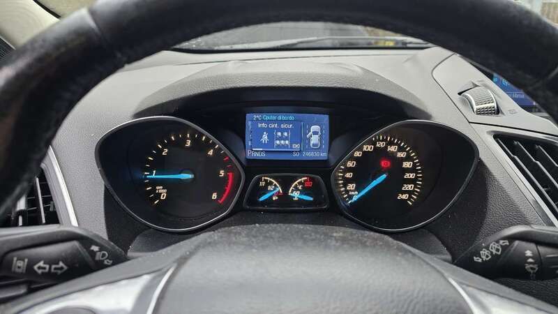 Gebraucht 2013 Ford Kuga Titanium SUV | 6.500 € (Etwas zu teuer) - Bild 1/4