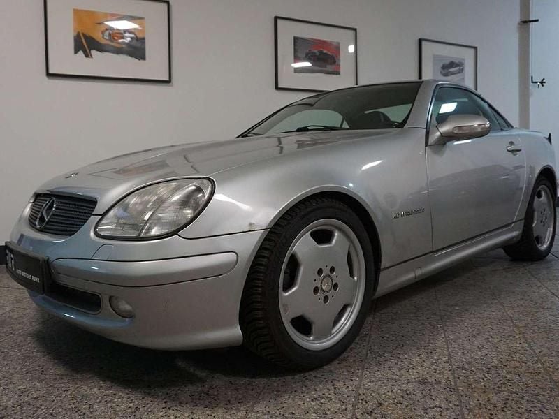 Brillant Gebraucht 2003 Mercedes SLK200 Cabrio | 3.949 € (Guter Preis) - Bild 1/4