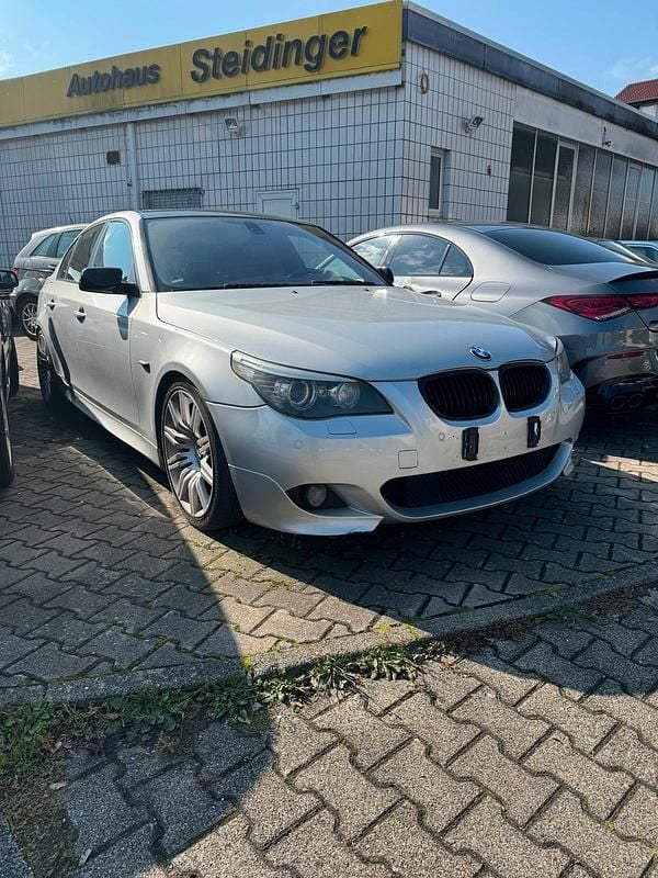 Gebraucht 2004 BMW 545 Limousine | 8.500 € (Guter Preis) - Bild 1/4
