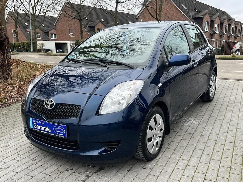 Blau Gebraucht 2006 Toyota Yaris Sol Kleinwagen | 3.990 € (Fairer Preis) - Bild 1/4
