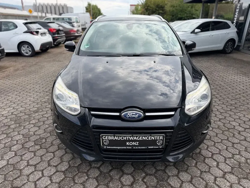 Gebraucht Ford Focus Titanium 140 PS (102 kW) 2014 Schwarz Limousine