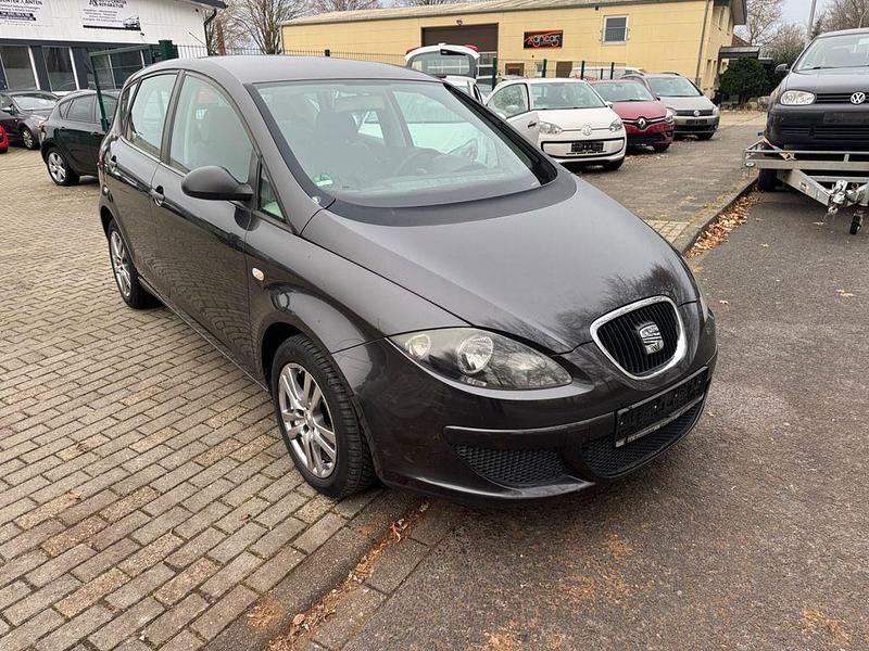 Schwarz Gebraucht 2006 Seat Altea Reference Van / Kleinbus | 3.480 € (Fairer Preis) - Bild 1/4