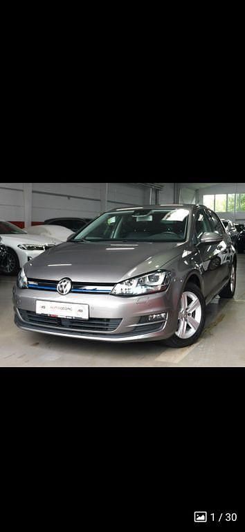 Grau Gebraucht 2014 VW Golf VII Comfortline Limousine | 12.990 € (Fairer Preis) - Bild 1/4