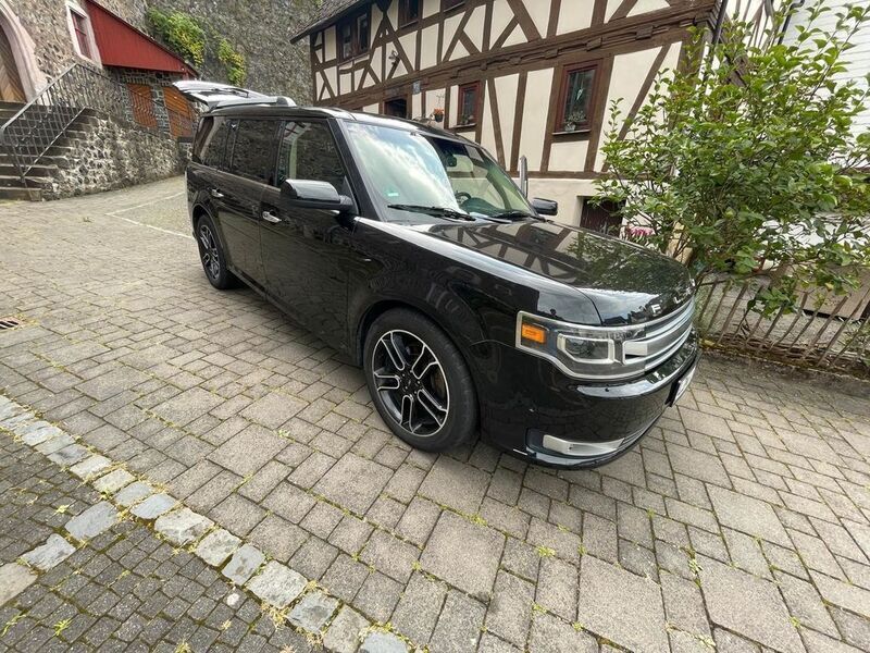Grau Gebraucht 2014 Ford Flex SUV | 15.500 € - Bild 1/4