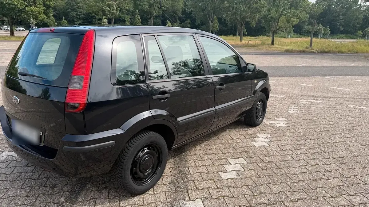 Gebraucht Ford Fusion 80 PS (58 kW) 2005 Schwarz Kleinwagen
