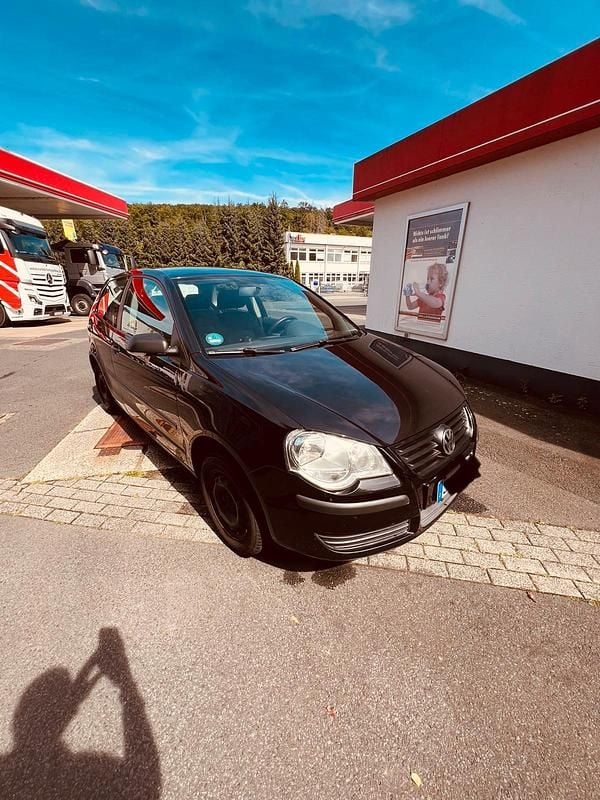 Gebraucht VW Polo 54 PS (39 kW) 2005 Schwarz Kleinwagen