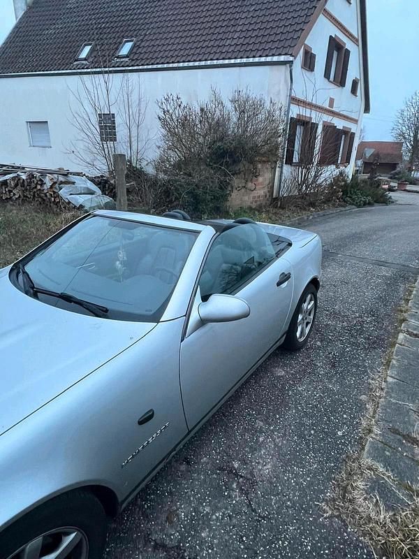 Gebraucht Mercedes SLK230 197 PS (144 kW) 1997 Grau Cabrio