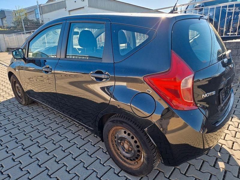 Gebraucht Nissan Note Visia 90 PS (66 kW) 2016 Schwarz Kleinwagen